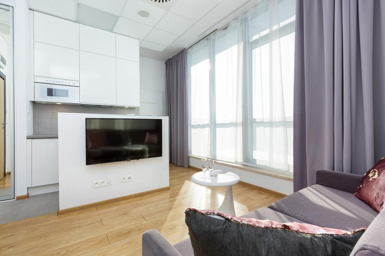 Varsovia Apartments Warsaw By Noclegi Renters المظهر الخارجي الصورة
